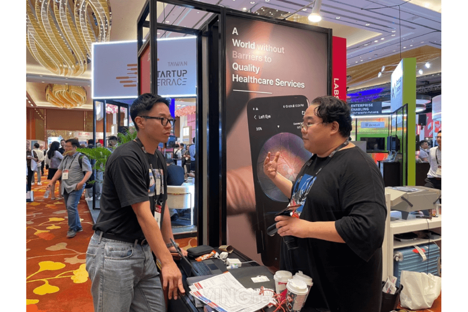 LabSD Presents 'EYELIKE Platform' at Singapore's SWITCH 2023 Utilizing Used Smartphones for Affordable Detection of Vision Impairment!